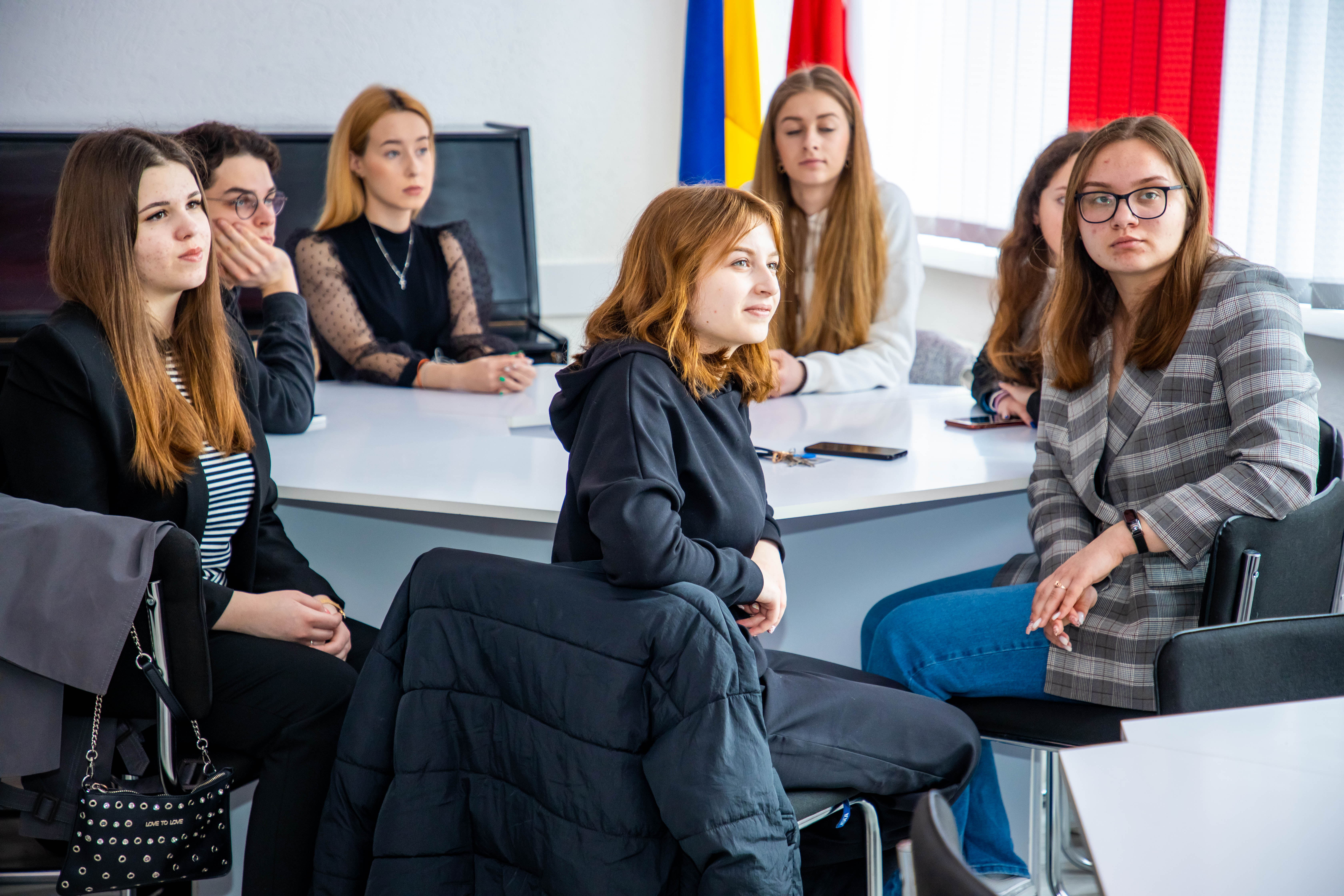 Студенти полонійного відділення мали можливість долучитися до розмови та ставити питання, які їх цікавлят